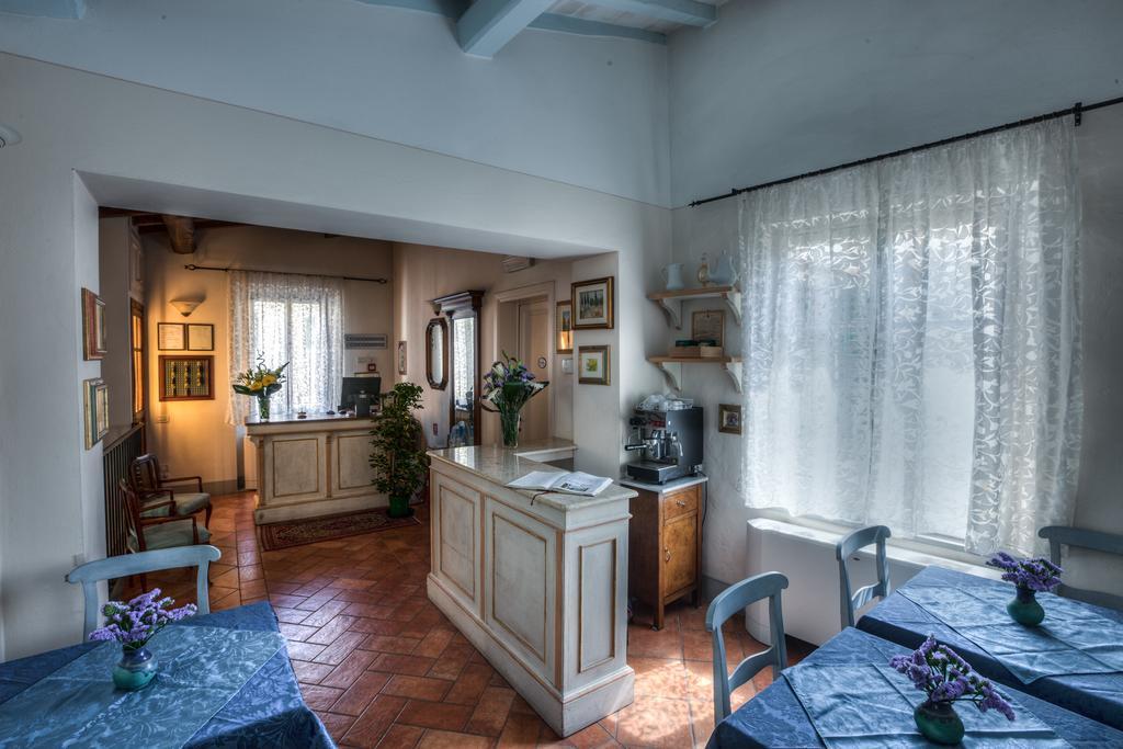 Hotel Locanda Degli Artisti Борго-Сан-Лоренцо Екстер'єр фото